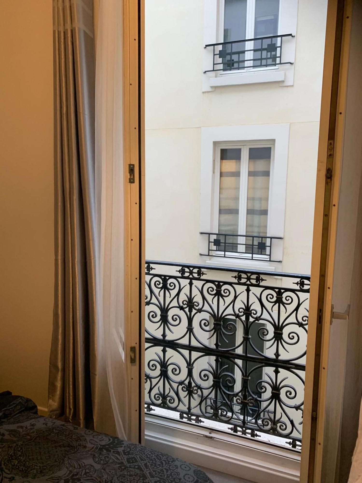 Chic Appartement 2 Bedrooms Phantheon Notre Dame Paris Exterior foto